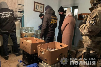 Фальсифікату на півтора мільйона гривень виявили оперативники Тернопільщини