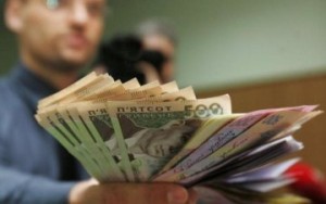 Роботодавцям з Тернопільщини доведеться збільшувати зарплати працівникам