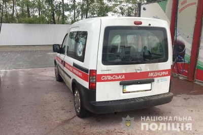 Хотів добратися додому: на Тернопільщині 22-річний хлопець поцупив автомобіль швидкої допомоги