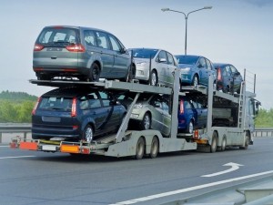 На Тернопільщину почали ввозити менше автомобілів