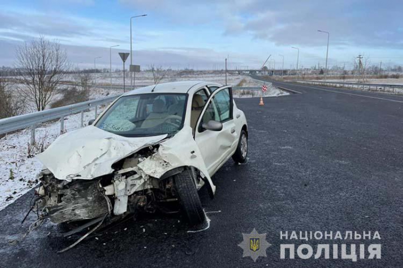 На Тернопільщині іномарка врізалася у вантажівку