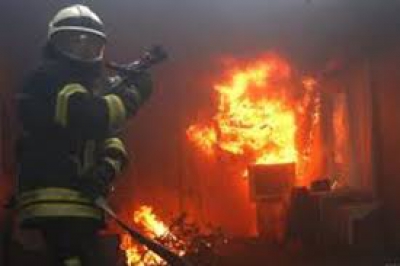 На Тернопільщині ледь не згоріли два будинки