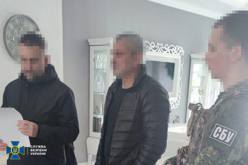 СБУ затримала помічника Шуфрича, який фінансував росгвардію в Криму
