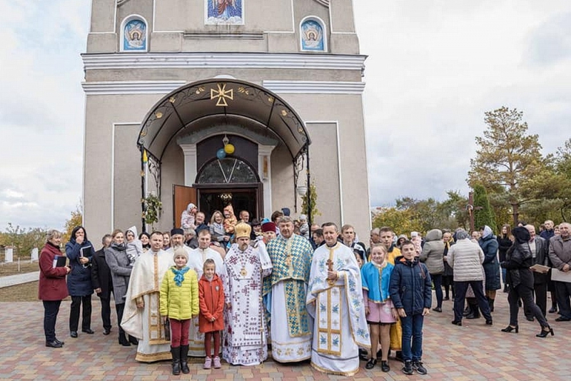 У селі на Тернопільщині відзначили 25-ліття храму