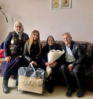 Двоє довгожителів з громади на Тернопільщині відзначили дні народження