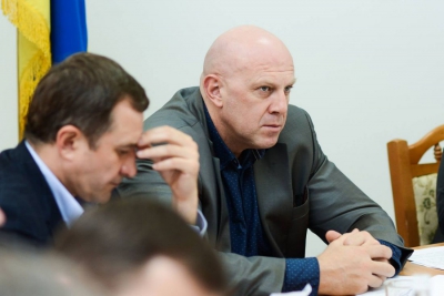 «Місія ОБСЄ – обмежена у своїх діях, а президент та міністр оборони не звітують перед українцями», – Ігор Побер