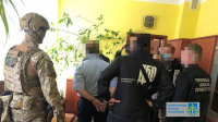 Екскерівник податкової інспекції Тернопільщини та його троє спільників сидітимуть у в'язниці