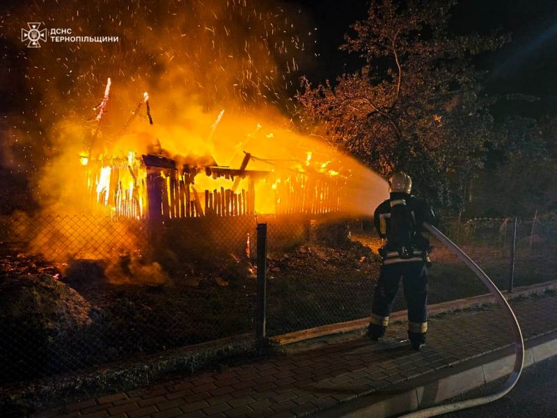 У Тернополі горів дачний будиночок
