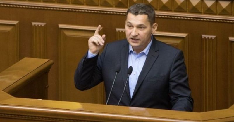 Народний депутат Микола Люшняк виступив проти знищення Подільського державного університету