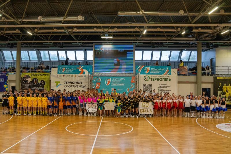 У Тернополі стартували фінальні змагання обласного етапу «Пліч-о-пліч. Всеукраїнські шкільні ліги»