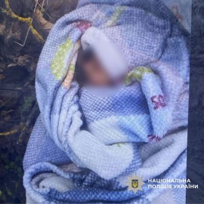 На Тернопільщині породіллі, яка залишила немовля на вулиці, загрожує до трьох років позбавлення волі