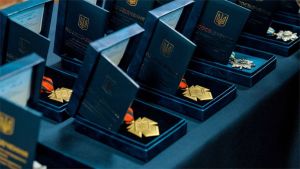 Головнокомандувач ЗСУ нагородив військових на Східному напрямку