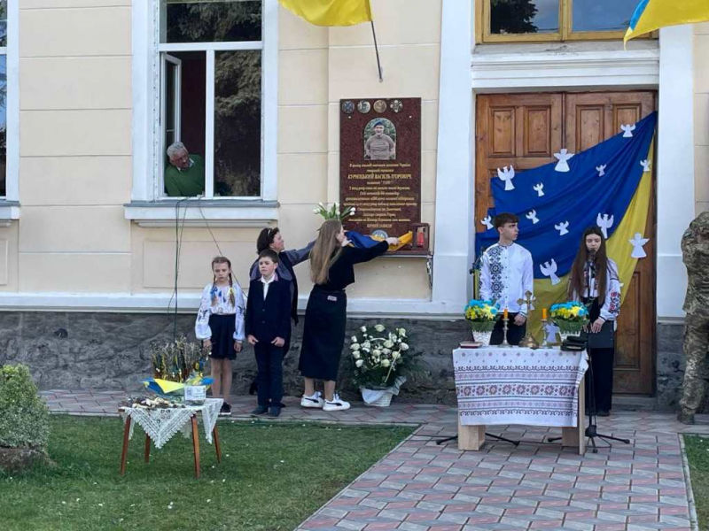 На Тернопільщині відкрили три меморіальні дошки в пам&#039;ять про загиблих Героїв