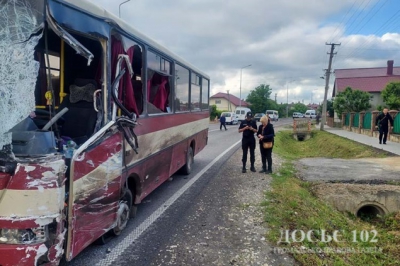 У ДТП на Тернопільщині потрапив рейсовий автобус