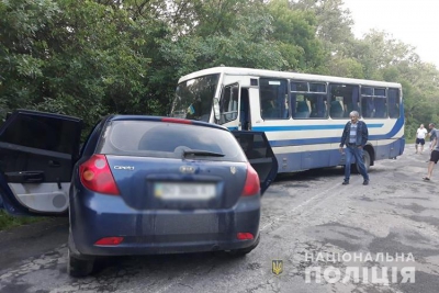 У ДТП на Тернопільщині потрапив рейсовий автобус