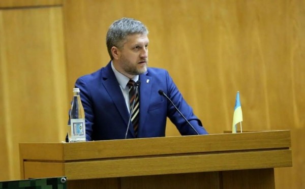 «Влада надуманою проблемою дискримінації ЛГБТ переймається більше, ніж реальними проблемами українських сімей» - Олег Сиротюк