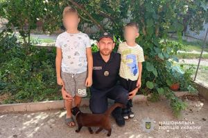 У Заліщиках двоє дітей поїхали автобусом до іншої частини міста: їх розшукала поліція