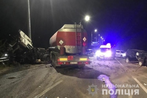 На Тернопільщині зіткнулися вантажівка і позашляховик. Один із водіїв загинув на місці ДТП