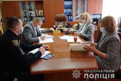 Поліцейські Тернопільщини та освітяни підписали Меморандум про співпрацю