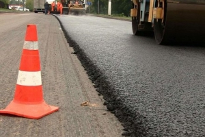 У Тернопільській області на дорозі Н-18 завершили влаштовувати нижній шар асфальтобетону