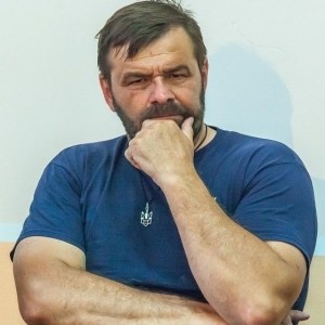 Свободівець Башта вручив прокурору області рішення облради щодо відставки Генпрокурора Луценка