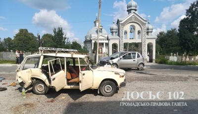 У ДТП на Тернопільщині травмувалися діти. Трирічна дівчинка - у важкому стані