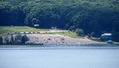 Тернопільський Дальній пляж визнано небезпечним для купання