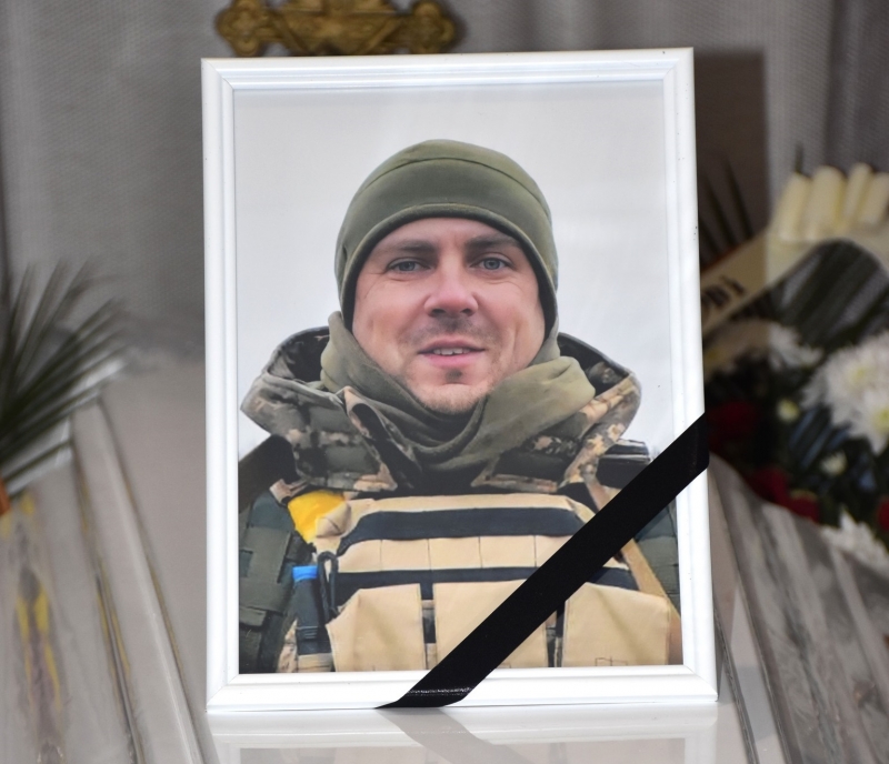 На Бучаччині провели в останню дорогу 36-річного Героя Олександра Гуртовенка