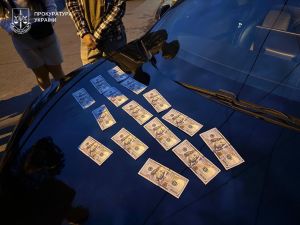 На Тернопільщині митник вимагав $5 тисяч за вступ військовозобов’язаного до вишу та відстрочку від мобілізації