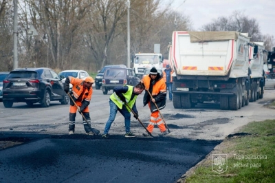 На одній із вулиць Тернополя майже на місяць частково перекриють рух транспорту