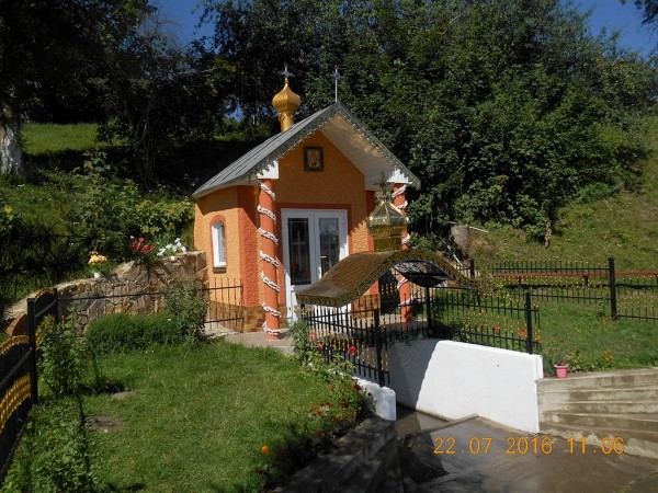 Завдяки Петру Гадзу селяни на Бучаччині оновили каплицю