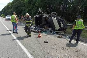 Троє людей загинули та троє травмованих внаслідок ДТП у Тернопільському районі