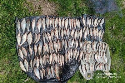 Незаконно виловив риби на понад 200 000 гривень: на Тернопільщині водна поліція викрила браконьєра
