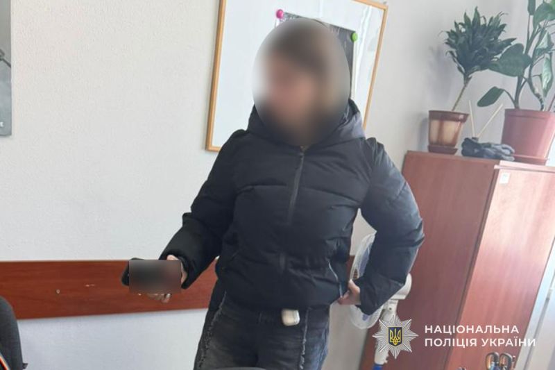 Свідок виявилася матір'ю: у Тернополі в під’їзді знайшли новонароджену дівчинку