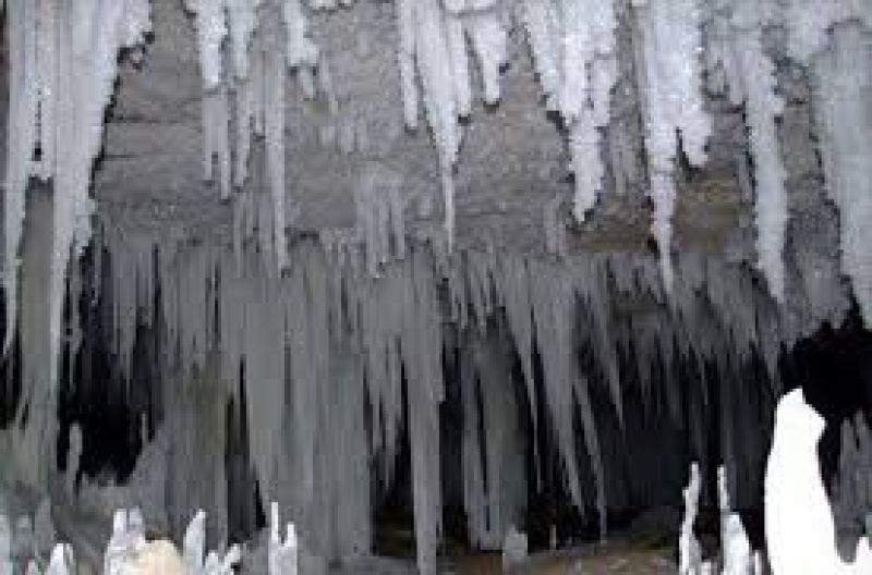 На Тернопільщині прокуратура вимагає повернути державі землю, де розташована печера «Кришталева»