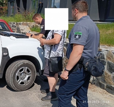 У Тернополі муніципальні інспектори разом з правоохоронцями проводять перевірки щодо дотримання правил благоустрою