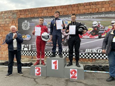 Юні спортсмени з Тернопільщини зайняли призові місця на змаганнях з картингу