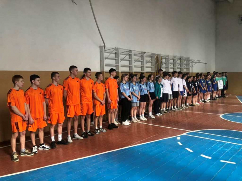 У громаді біля Тернополя відбулися змагання з баскетболу