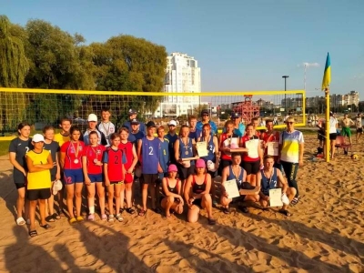 Спортсмени Тернопільщини завоювали нагороди на змаганнях з пляжного волейболу у Хмельницькому