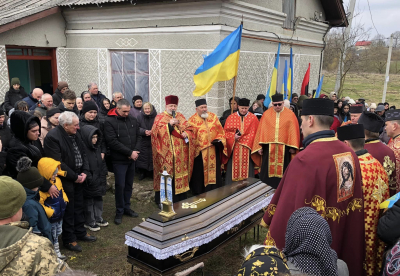 Громада Тернопільщини зустріла полеглого захисника Руслана Біленького