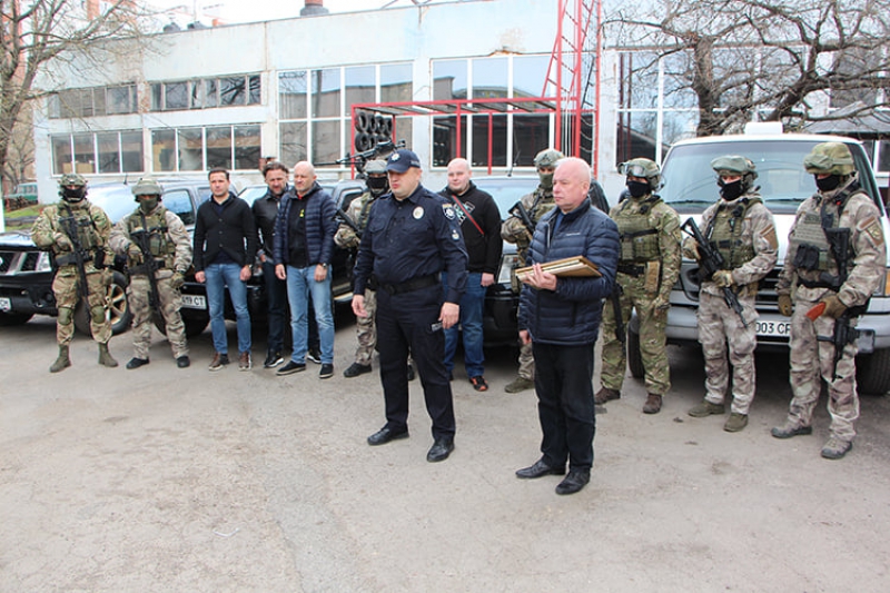 Автопарк тернопільських поліцейських поповнився новими автівками