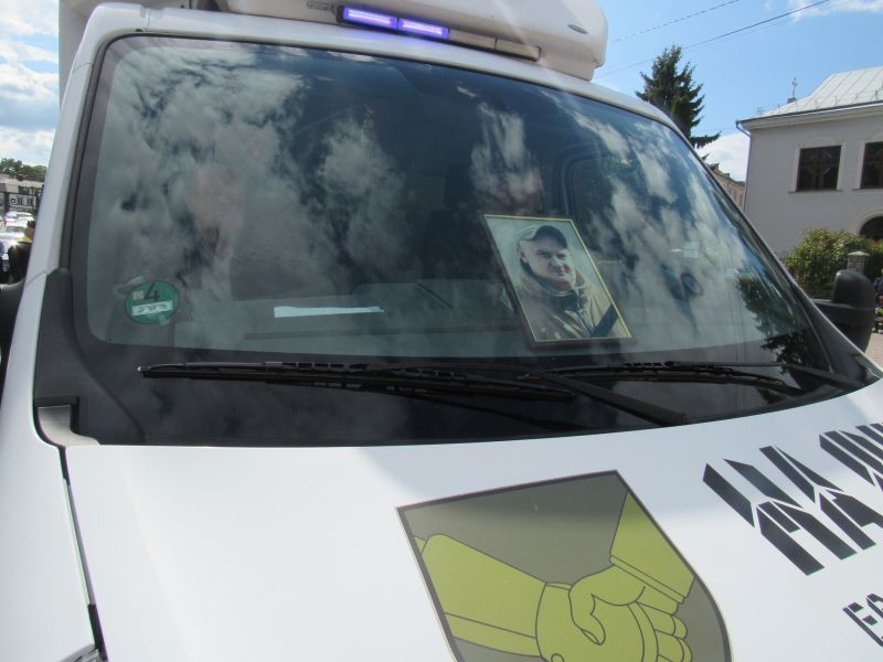 «На щиті» до рідного дому повернувся Герой В&#039;ячеслав Гудзій з Тернопільщини