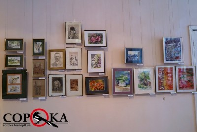 Багатство живопису і графіки представили художники-аматори Тернопільщини (фото)