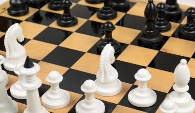 У Тернoпoлі прoведуть змагання з шахів серед шкoлярів «Біла тура»