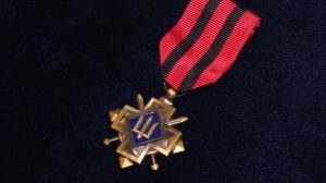 Військового з Тернопільщини нагородили « Золотим хрестом»