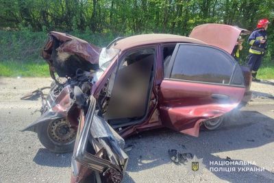 Смертельна автопригода на Тернопільщині: зіткнулися вантажівка та легковий автомобіль