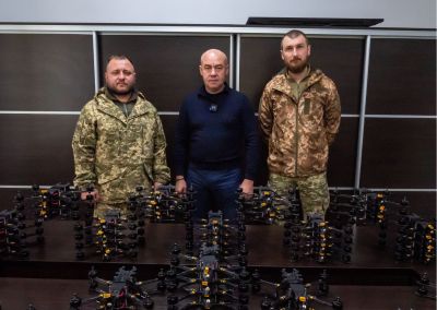Тернопіль для ЗСУ: 50 FPV-дронів отримали бійці 35-го батальйону