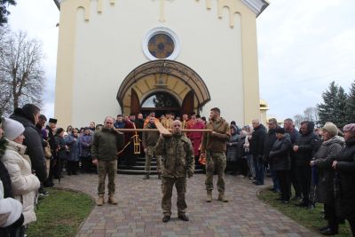 У Великих Гаях відбулася велелюдна Хресна хода (фото)