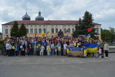У громаді на Тернопільщині зустріли воїнів, які повернулися з ворожого полону