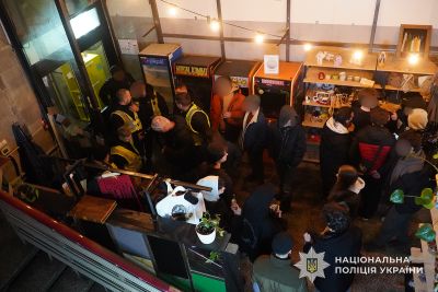 У Тернополі викрили чергову схему незаконного обігу наркотичних речовин